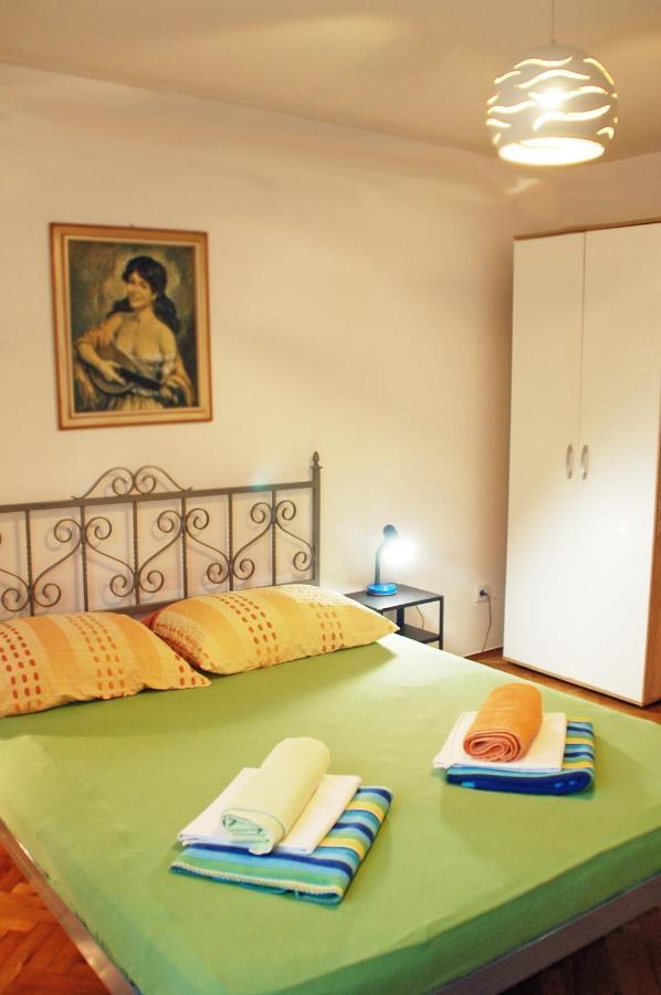Apartments Skorup Ičići Buitenkant foto